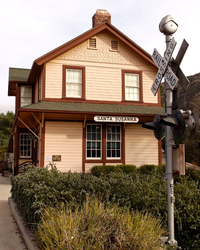 Santa Susana Depot view from west 2014-11-13