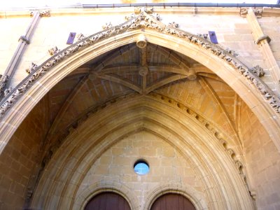 Santa Gadea del Cid - Iglesia del Santuario de Santa María del Espino 03