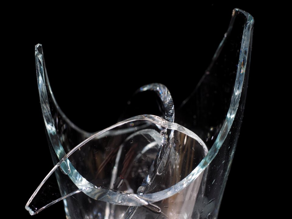 Glass breakage sharp cut