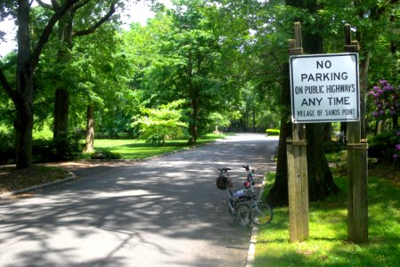 Sands Point Harbor Acres Rd no parking jeh photo