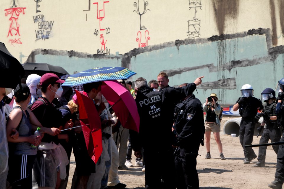 Sand im Getriebe protest A100 Treptower Park 2021-06-05 144