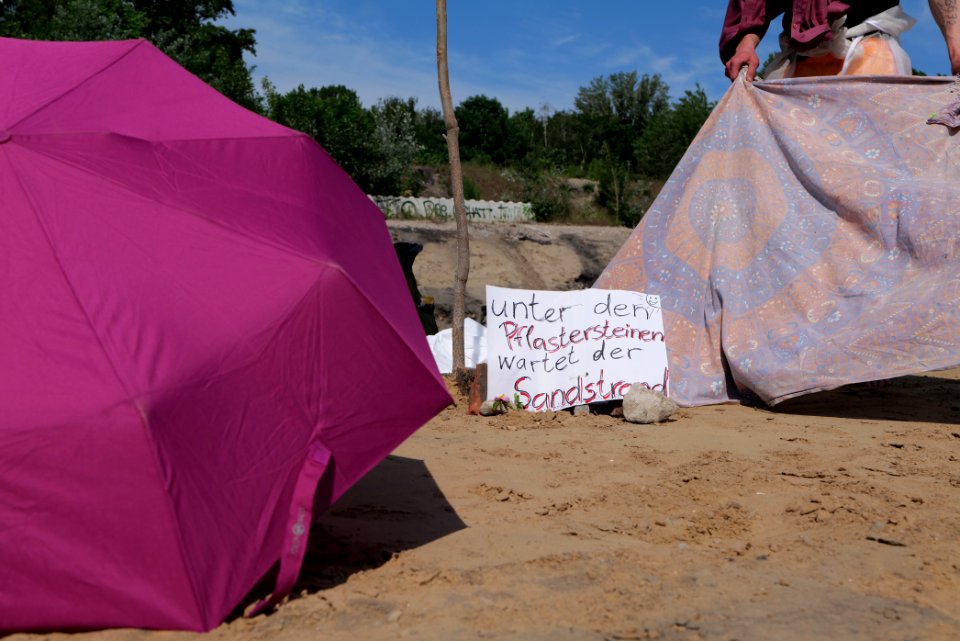 Sand im Getriebe protest A100 Treptower Park 2021-06-05 59
