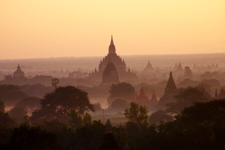 Bagan sunrise temple level photo