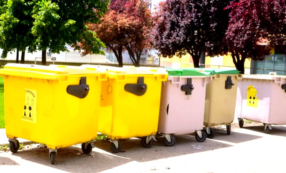 San Adrián - Reciclaje de residuos urbanos 1
