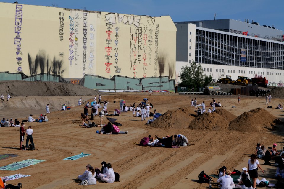 Sand im Getriebe protest A100 Treptower Park 2021-06-05 45