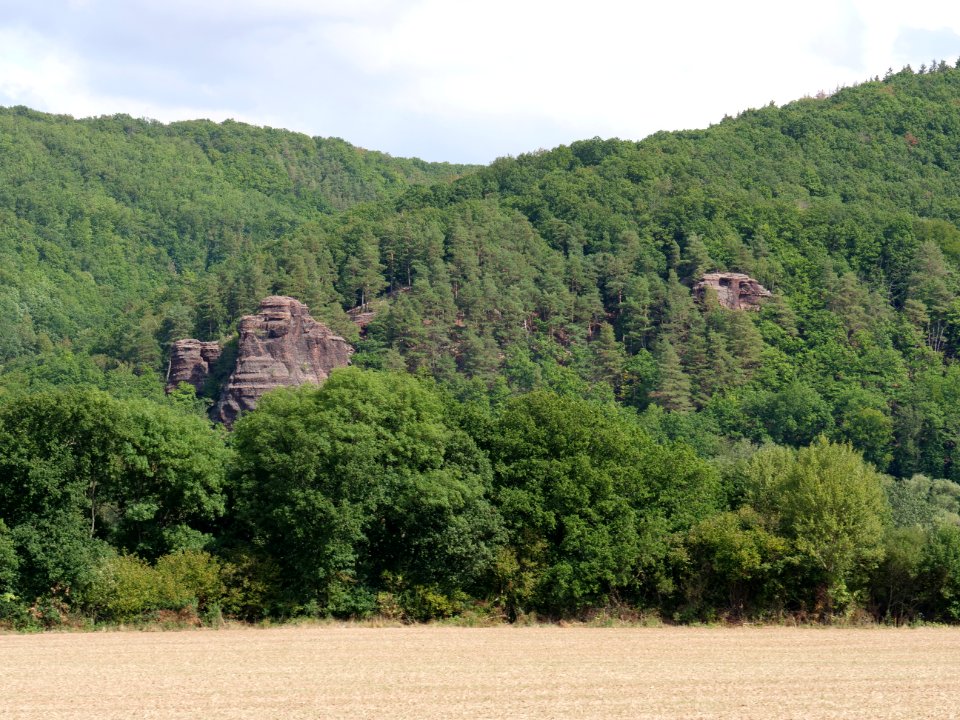 Sandstone cliffs at Rurtal in September 2019 14