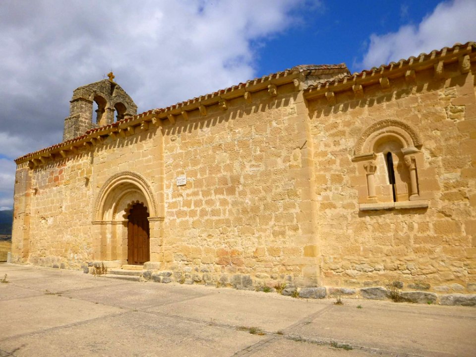 Santa Gadea del Cid - Ermita de la Virgen de las Eras 07