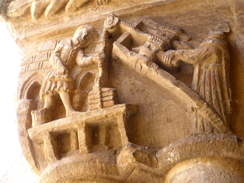 Santa María Real de Nieva - Monasterio de Nuestra Señora de Soterraña, claustro, capiteles 13