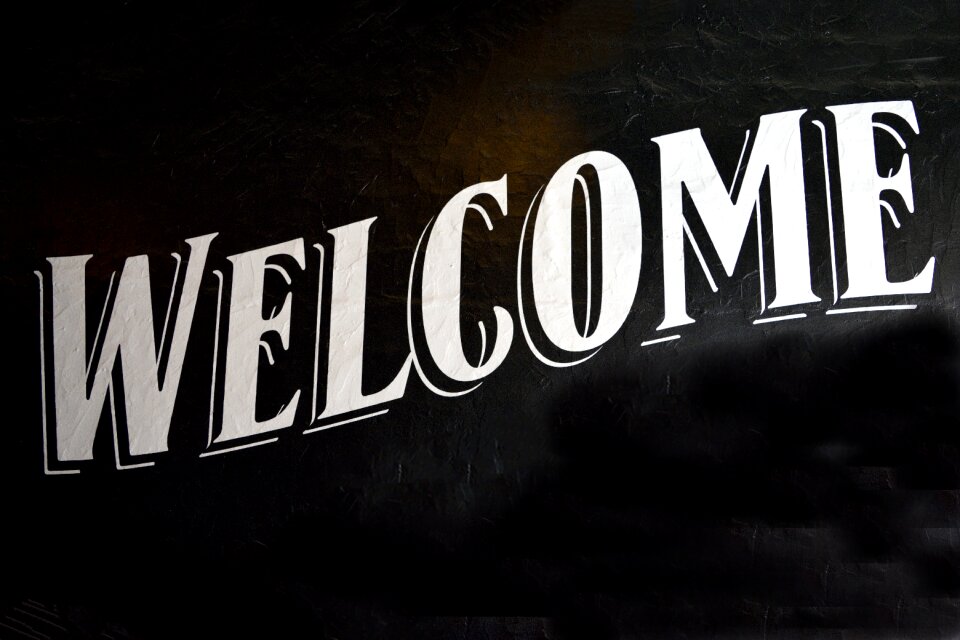 Sign welcome information