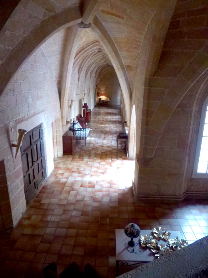 Santa Gadea del Cid - Claustro del Santuario de Santa María del Espino 01