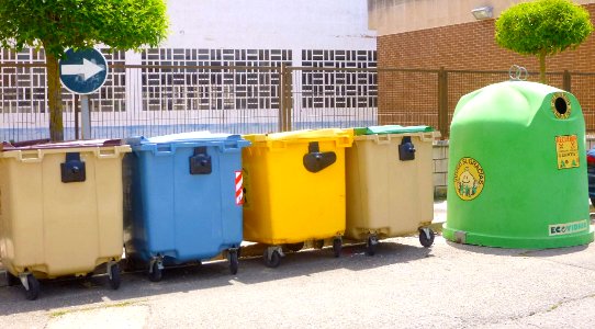 San Adrián - Reciclaje de residuos urbanos 2