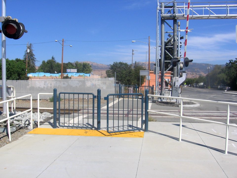 San Martin station 1444 04