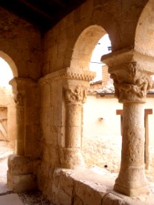 San Esteban de Gormaz - Iglesia de San Miguel, pórtico 4