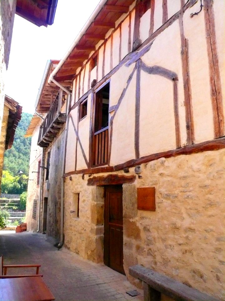 San Zadornil - 24