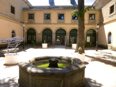 San Lorenzo de El Escorial - Primera Casa de Oficios (Casa de la Cultura) 2