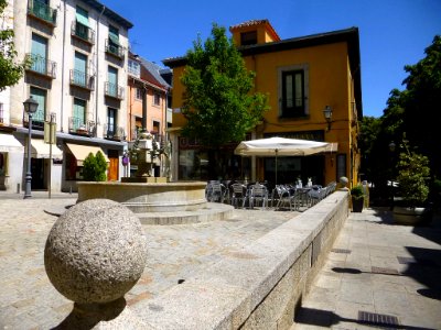 San Lorenzo de El Escorial - Plaza de la Cruz 4