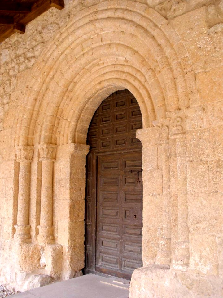 San Esteban de Gormaz - Iglesia de San Miguel, pórtico 3
