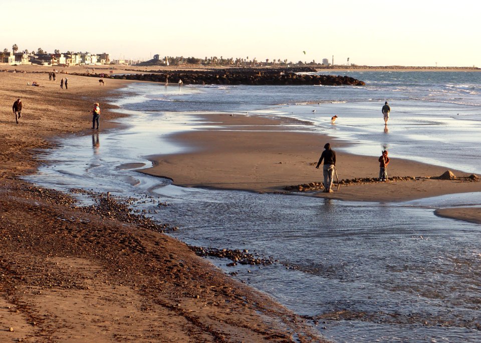 San Buenaventura State Beach at low tide 2015-01-04