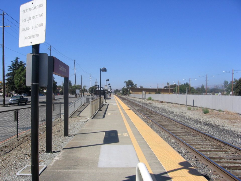 San Martin station 1445 05