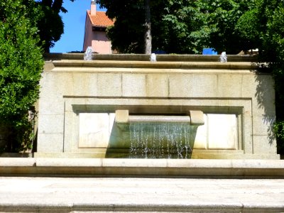 San Lorenzo de El Escorial - Plaza Jacinto Benavente 1
