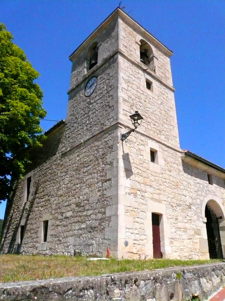 San Millán de San Zadornil - Iglesia de San Millán Abad 2