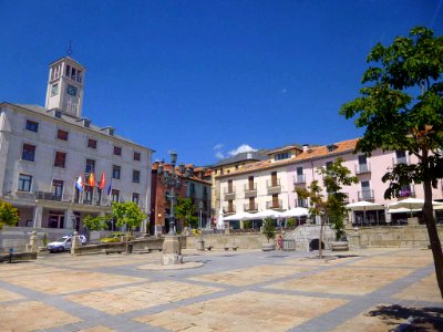 San Lorenzo de El Escorial - Plaza de la Constitución y Ayuntamiento