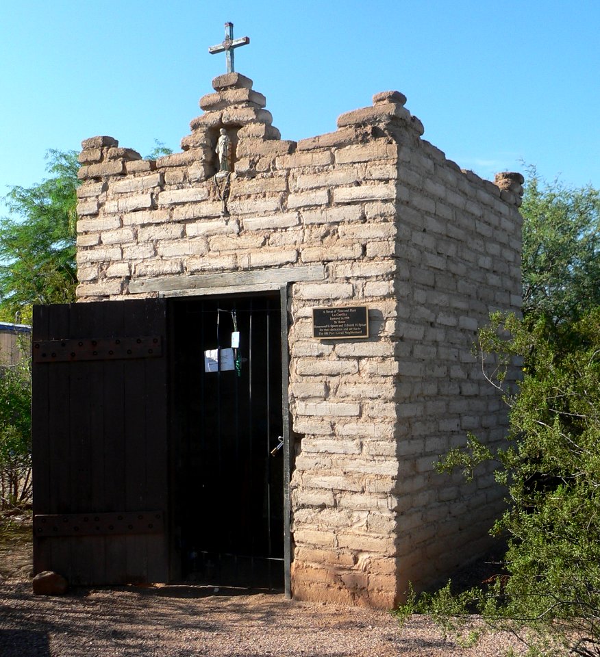 San Pedro Chapel (Tucson) capillita from N