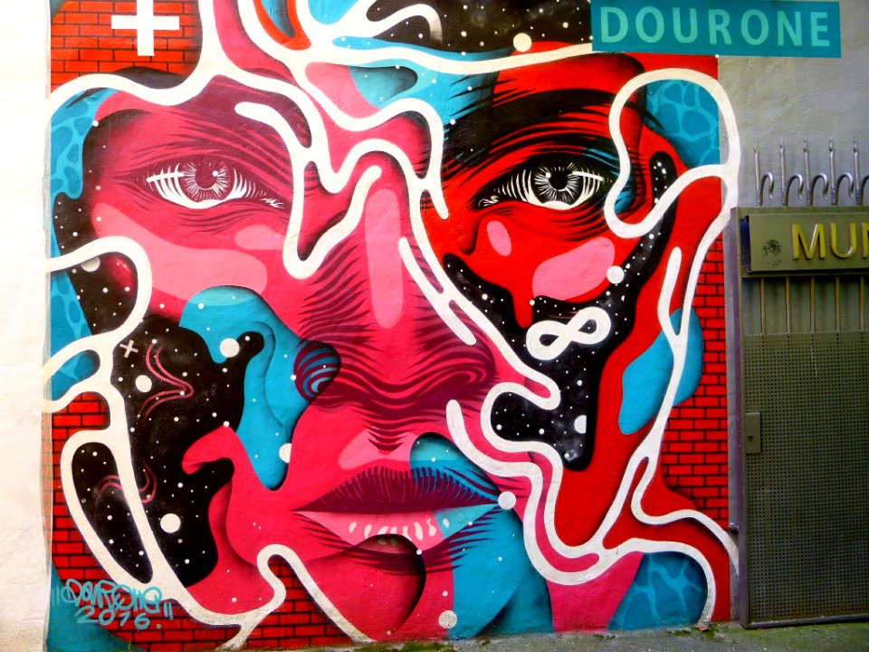 San Sebastián - arte urbano en el escondido callejón de Mundaiz 8 (01)