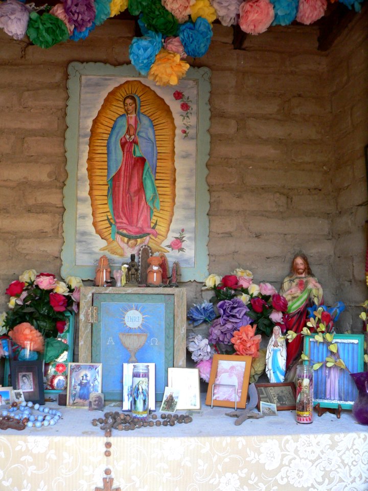 San Pedro Chapel (Tucson) capillita interior