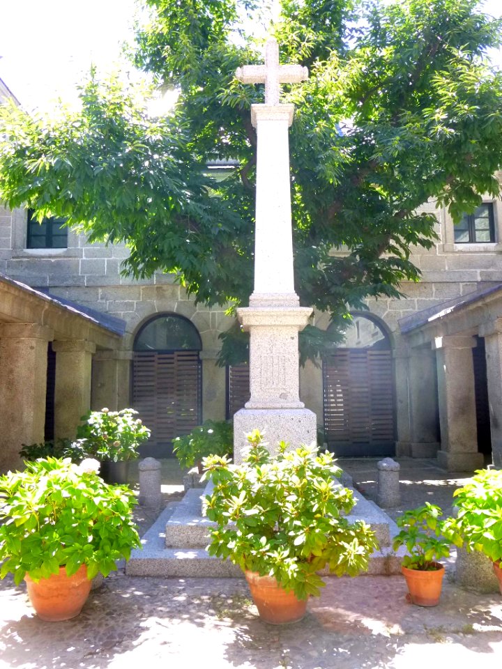 San Lorenzo de El Escorial - Segunda Casa de Oficios (Santuario de Nuestra Señora de Gracia) 3