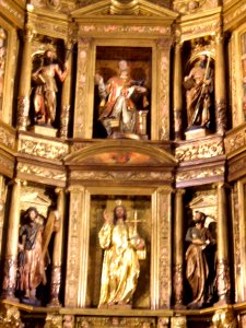 San Sebastián - Iglesia de San Vicente Mártir, retablo mayor romanista 1