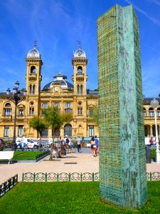 San Sebastián - Jardines de Alderdi Eder - Memorial de las víctimas del terrorismo y la violencia (2007)