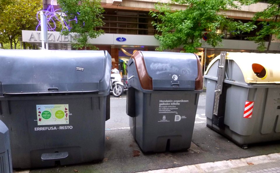 San Sebastián - Contenedores de reciclaje
