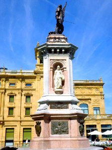 San Sebastian - Monumento a Antonio de Oquendo 5