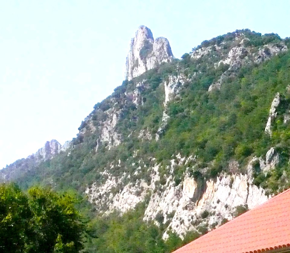 San Zadornil - Metrópoli Verde (Parque Natural de Montes Obarenes-San Zadornil) 10
