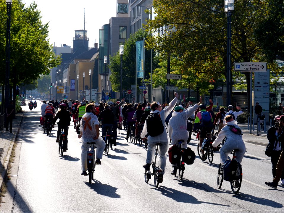 Sand im Getriebe protest 2019 bike finger 39