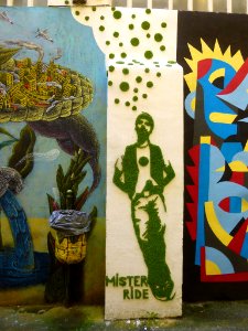 San Sebastián - arte urbano en el escondido callejón de Mundaiz 8 (11)