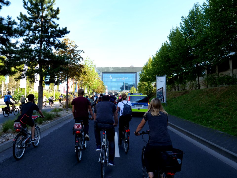 Sand im Getriebe protest 2019 bike finger 61
