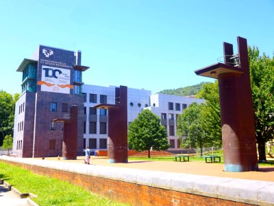 San Sebastián - Campus de Gipuzkoa - Escuela Universitaria de Estudios Empresariales (UPV-EHU) 1