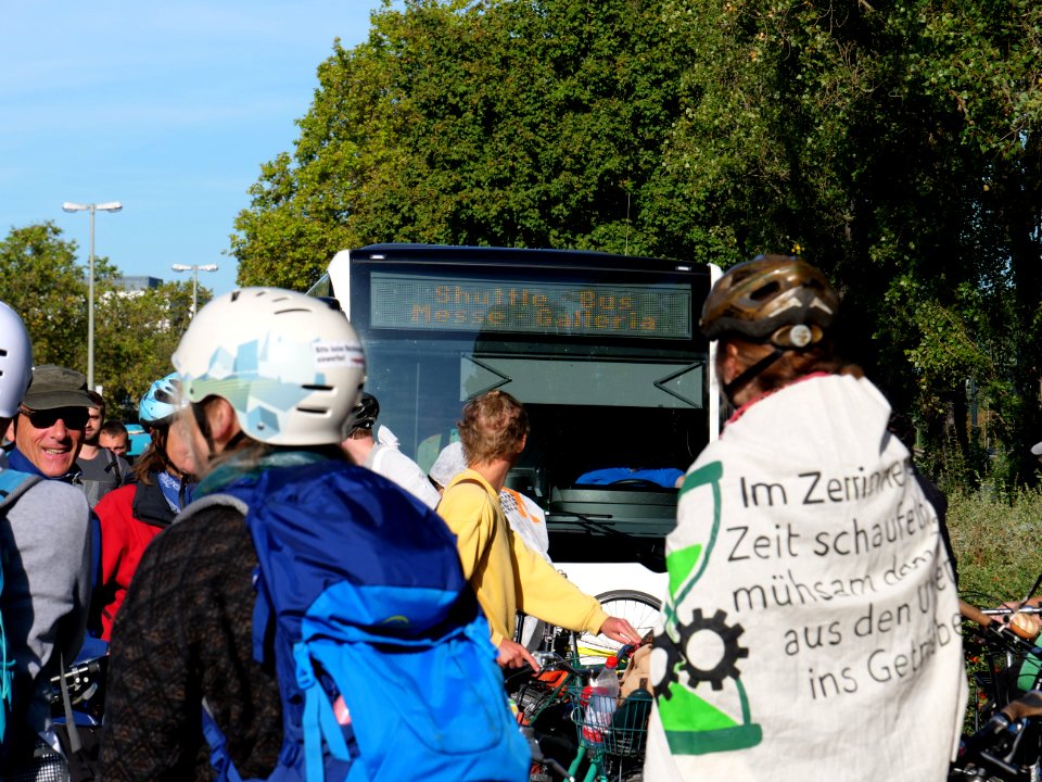 Sand im Getriebe protest 2019 bike finger 20