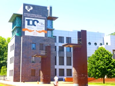 San Sebastián - Campus de Gipuzkoa - Escuela Universitaria de Estudios Empresariales (UPV-EHU) 2