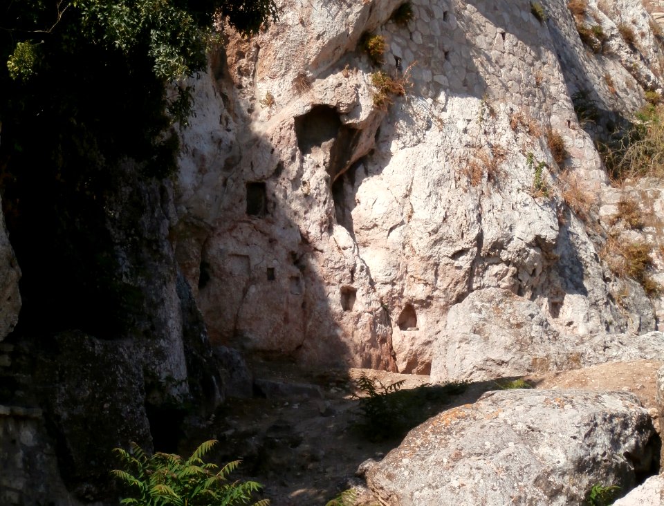 Sanctuary of Aphrodite and Eros 7233938 cropped