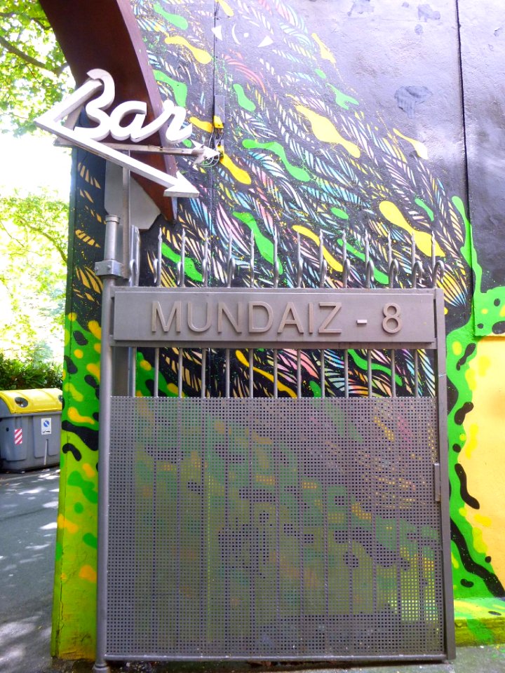 San Sebastián - arte urbano en el escondido callejón de Mundaiz 8 (09)