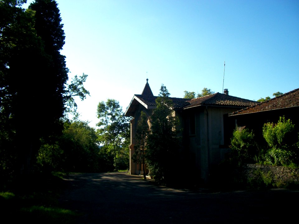 Sanctuaire de Notre-Dame du Bout-du-Puy 09