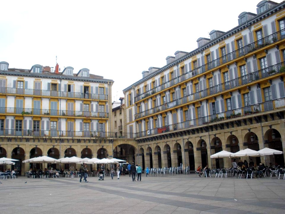 San Sebastian - Plaza de la Constitución 1
