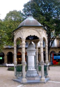 San Sebastian - Plaza de Gipuzkoa, Templete astronómico-meteorológico 4
