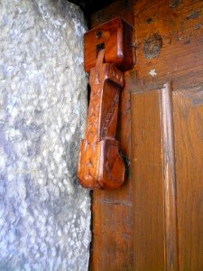 San Zadornil - Puerta 07