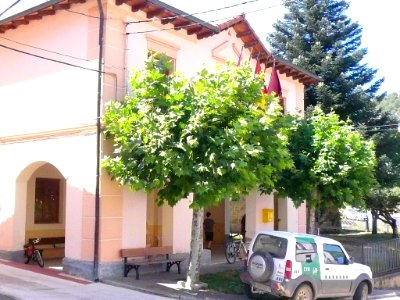 San Zadornil - Ayuntamiento 4
