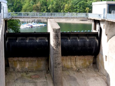 Rurtalsperre dam 03