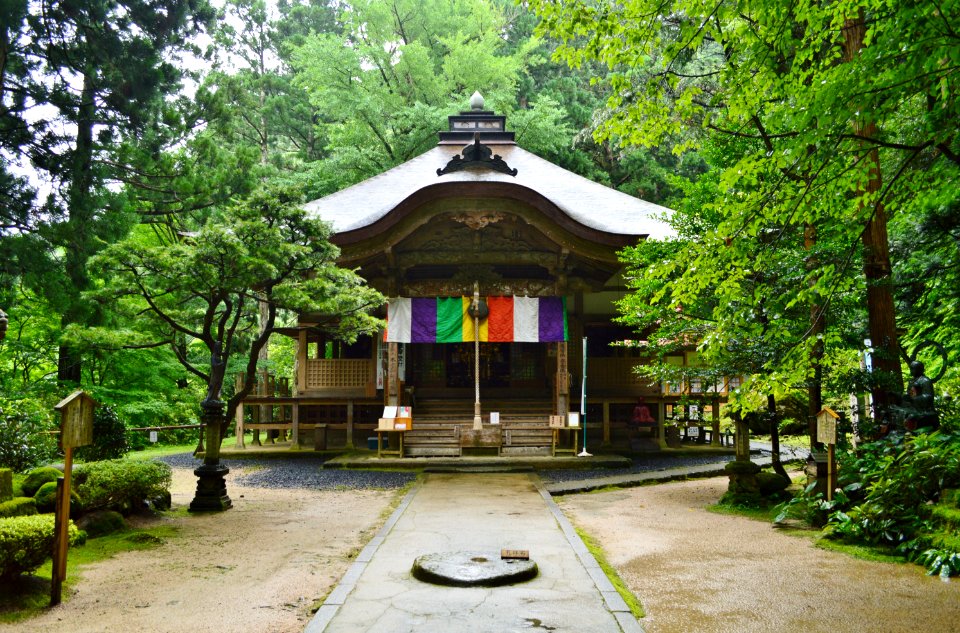Sanbutsu-ji, hondou